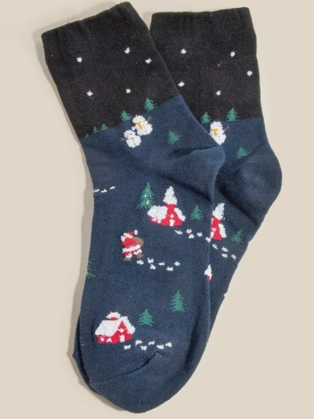 Festive Christmas Scenery Embroidered Socks